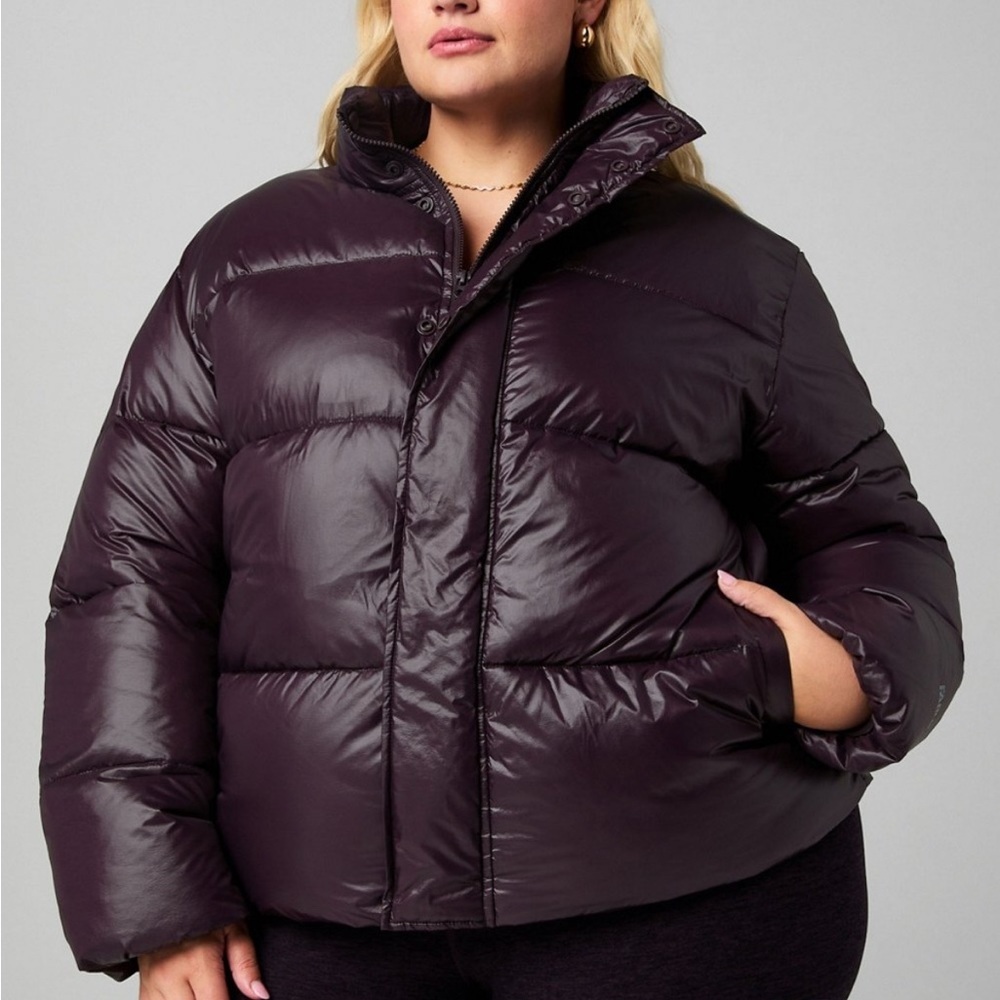 Essential Puffer Jacket - Deep Plum Shine